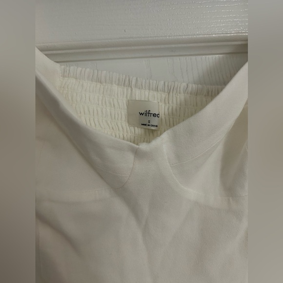 Aritzia Novella Shortsleeve Blouse - Picture 2 of 4